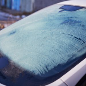replacing windshield in winter