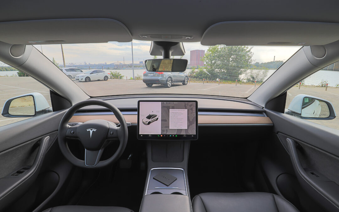 Tesla windshield replacement