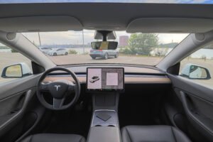 Tesla windshield replacement in phoenix