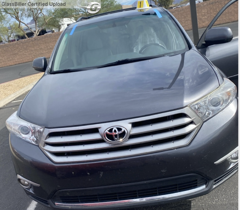 Windshild Replacment in Phoenix 2013 Toyota Highlander